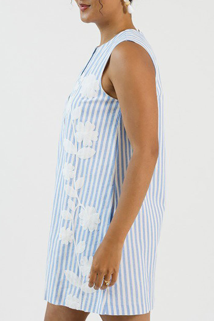 Casual Embroidered Button Dress